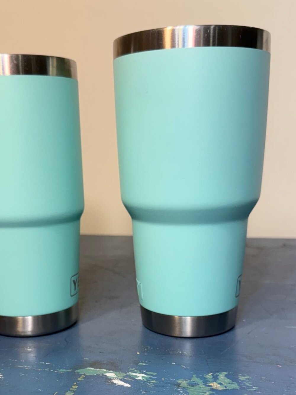 YETI 20 ounce Seafoam Rambler Travel Mug + 30 ounce Tumbler Lot of 2 - Picture 6 of 13